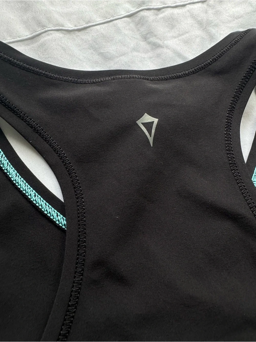 Ivivva Keep Ur Cool Racerback Tank Top Black Vented Back Girls Size 12